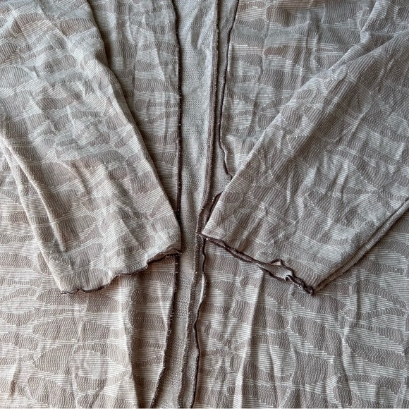 Vigorella Bamboo Cotton Blend Asymmetrical  Hem Duster - Picture 7 of 16